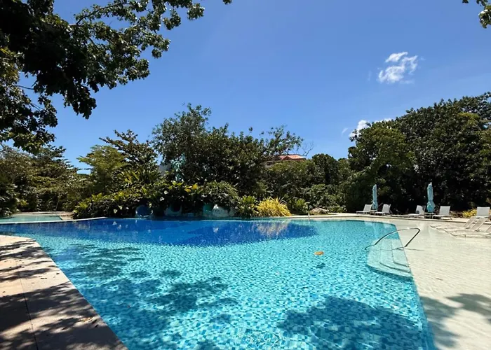 Aparthotel Relaxing 1-bedroom Unit At Tambuli Seaside Living, Mactan, Lapu-lapu