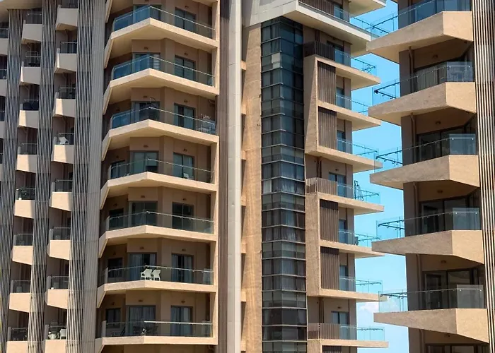 Relaxing 1-bedroom Unit At Tambuli Seaside Living, Mactan, Lapu-lapu Aparthotel 3*